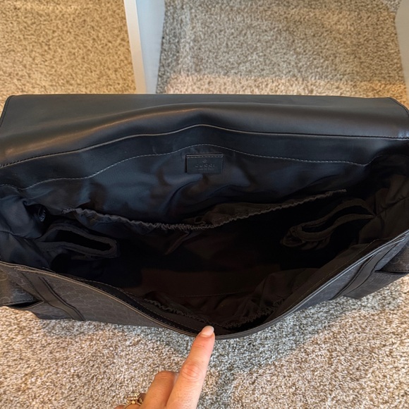 Gucci GG Monogram Black Large Changing Bag Diaper Bag - Picture 5 of 11